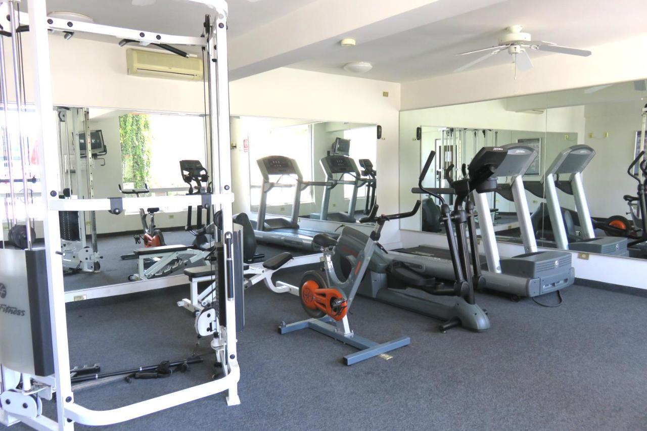 Hotel Huizache Saltillo Ngoại thất bức ảnh