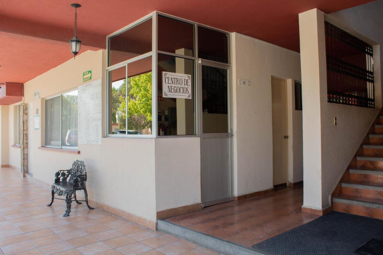 Hotel Huizache Saltillo Ngoại thất bức ảnh