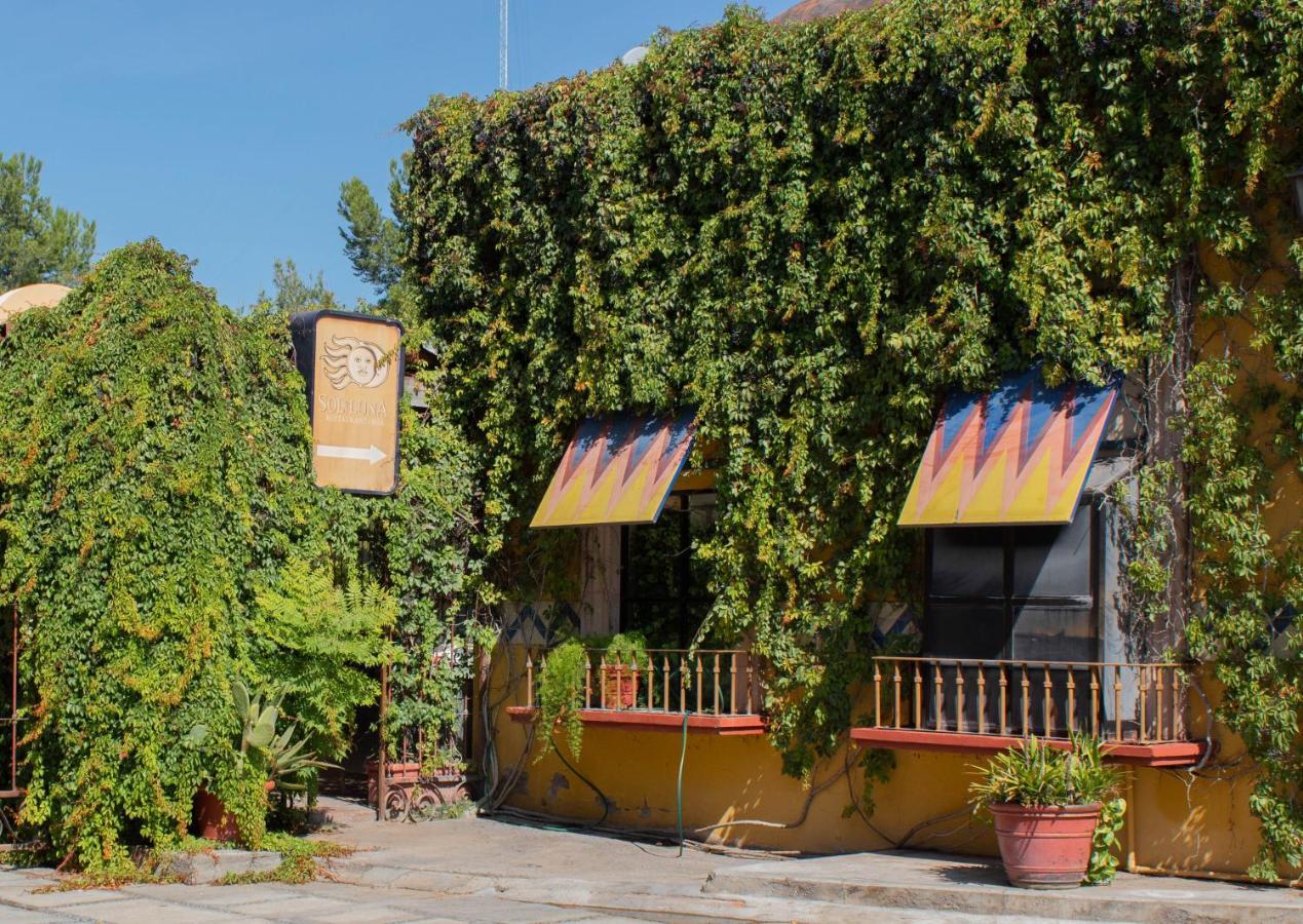 Hotel Huizache Saltillo Ngoại thất bức ảnh